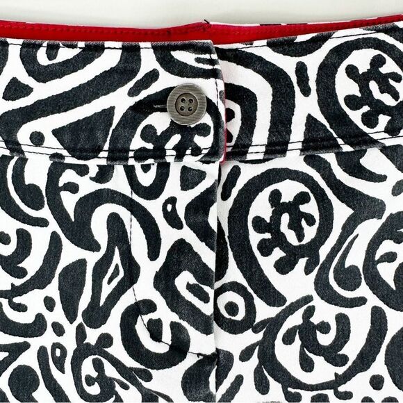 Issac Mizrahi Tailored Stretch Trouser Shorts Black/White Native Print Sz 12 - Picture 5 of 10